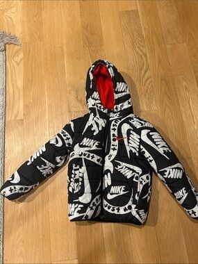 Nike Just Do It Puffer Jacket